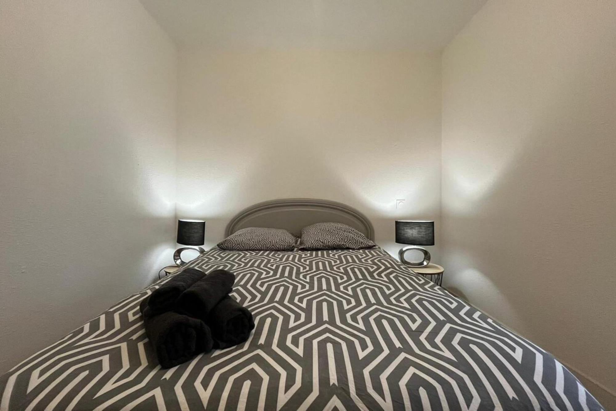 Appartement Le Cocon - Wifi - Cour Privative - Proche Halles