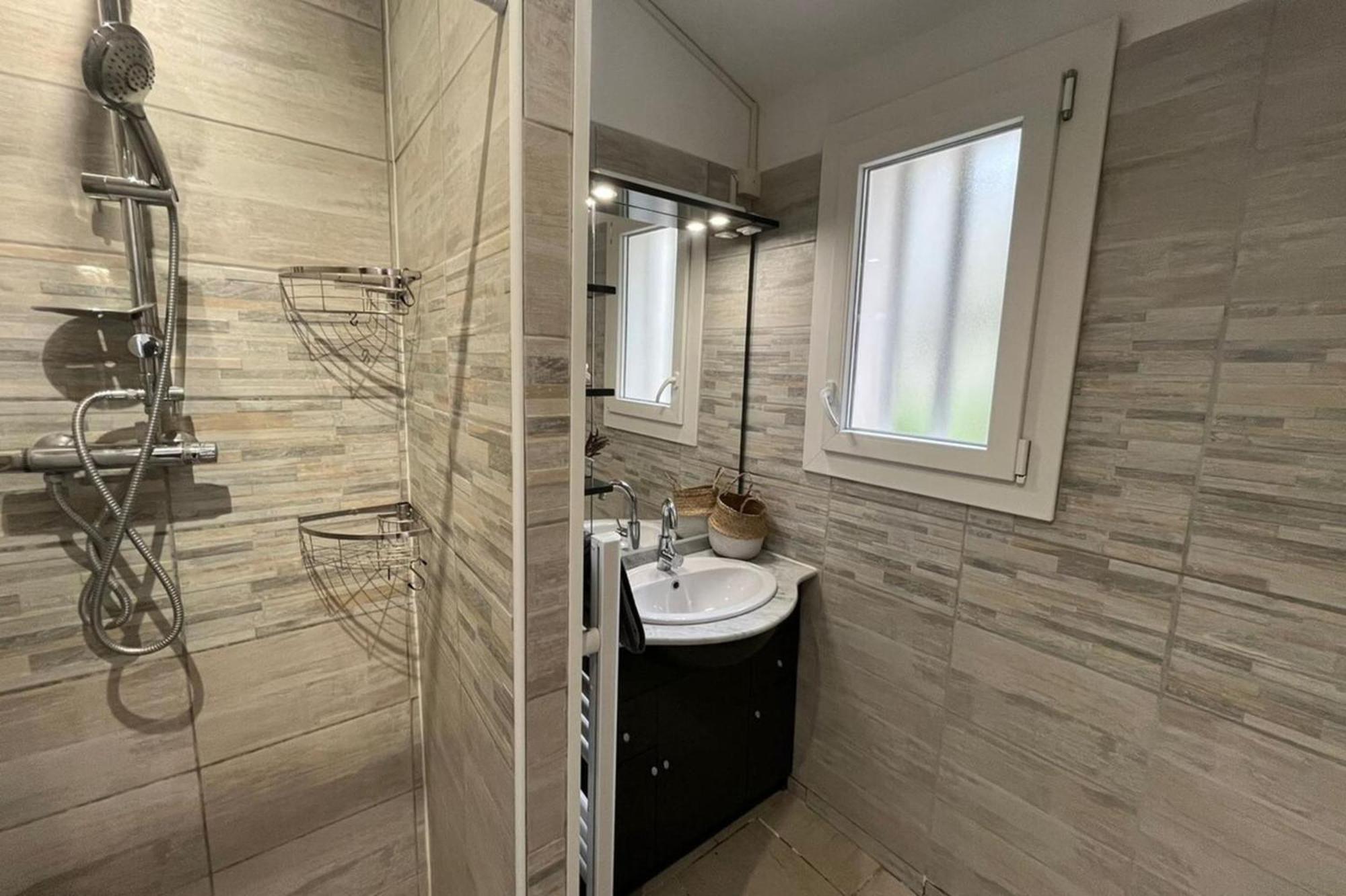 Apartment Le Cocon - Wifi - Cour Privative - Proche Halles *