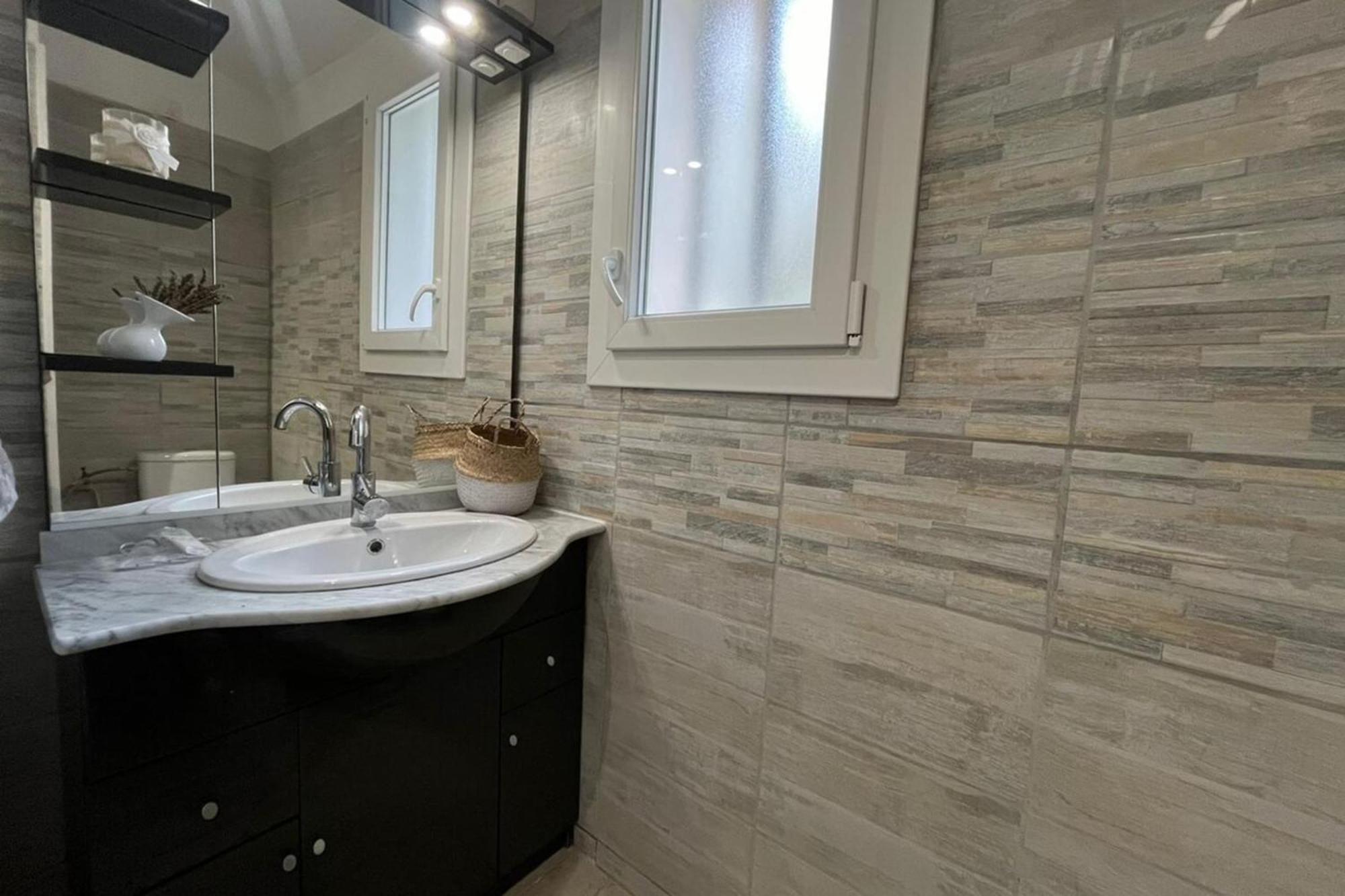 Le Cocon - Wifi - Cour Privative - Proche Halles Apartment Narbonne